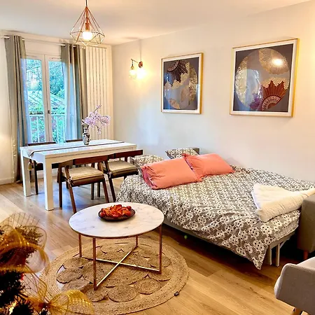 Apartment 85 M2 Proche De Paris Stade De France Parking Free